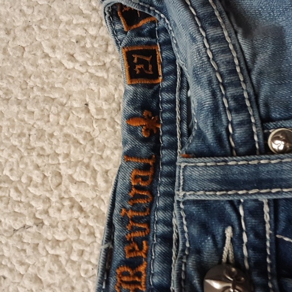 Rock Revival Jeans - Picture 8 of 9